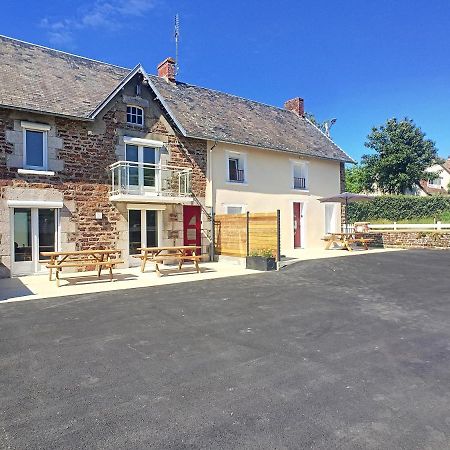 Maison 6 Pers Proche Centre Ville Bréhal Екстериор снимка